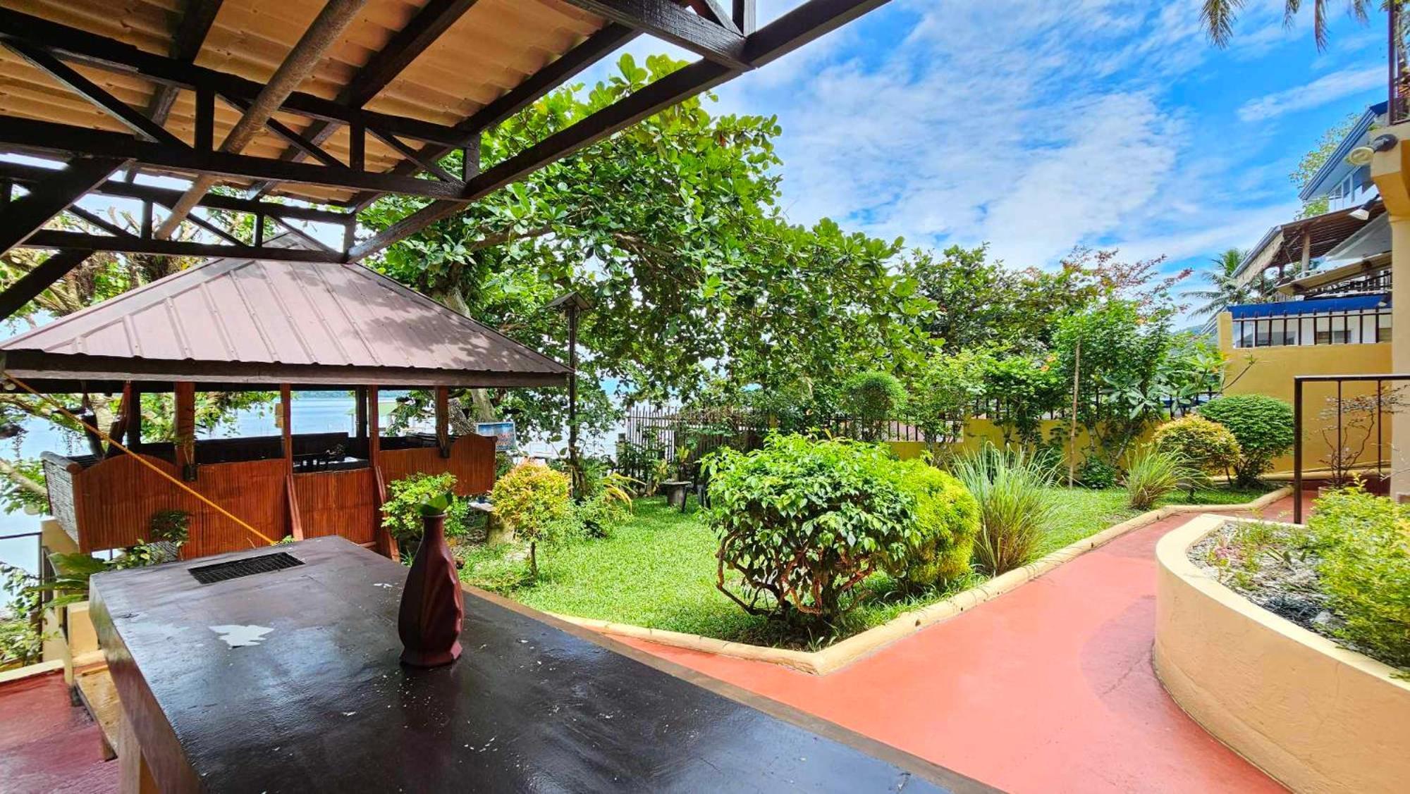 Eagles Nest Beach Resort Davao City Eksteriør billede